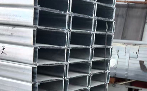 大通C型钢选型与在轻大通钢结构中的应用解析